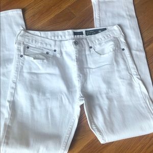Never Worn White Bullhead skinny jeans